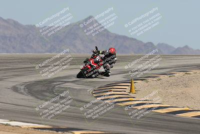 media/Oct-02-2025-Racers Edge (Thu) [[2c91cb6ab3]]/2-A Group/Session 5-Turn 12 (130pm)/